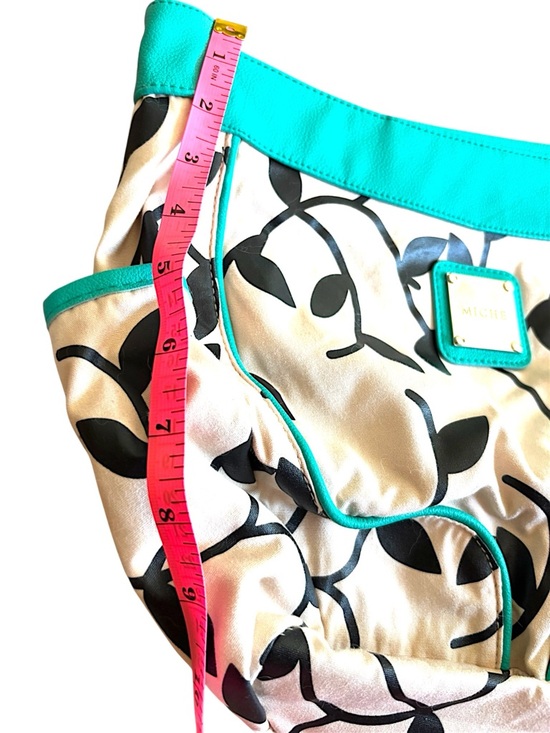 Miche Crossbody with insert and strap or overlay with current handbag - Picture 14 of 14